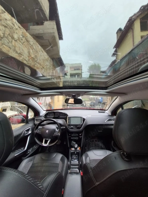 Vand Peugeot 2008 SUV din 2019 - imagine 4