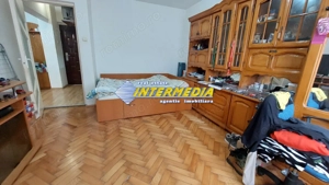 Inchiriere Garsoniera in CETATE mobilata si utilata