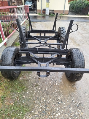 Căruță cu butuci de aro 15 fata 16 spate