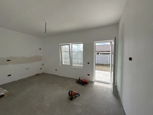 Casa Individuala Parter Sanmihaiu Roman,4 Camere,2 Bai,Proiect Modern - imagine 13 Casa Individuala Parter Sanmihaiu Roman,4 Camere,2 Bai,Proiect Modern - imagine 13