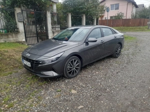 HYUNDAI Elantra 1,6 , 123 CP,  Exclusive