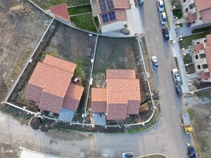 Casa Iulia, P+1 (4 dormitoare, 2 băi) Individuala sau Duplex - imagine 5