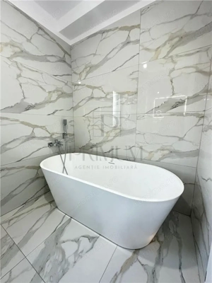 GIROC IQ - Duplex despartit -  5 Camere - 3 Bai - Teren generos - Finisaje premium - imagine 3