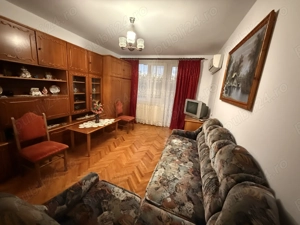 Vând apartament 2 camere Ultra Central in Ștei ! - imagine 2