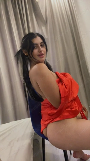 hey baby party girls si cupluri 