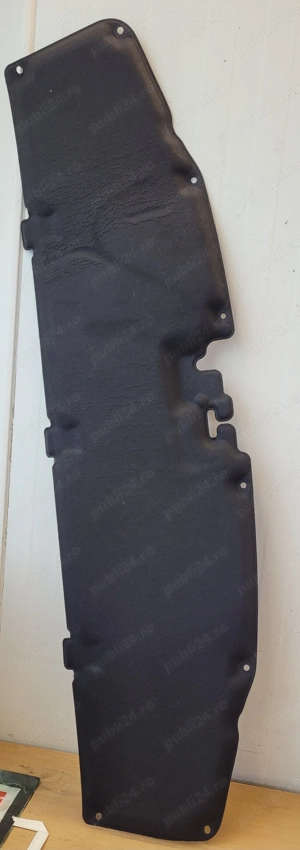 Izolație capotă Citroen Peugeot 