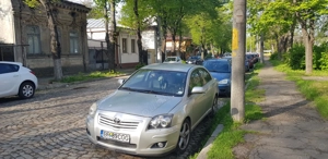 Vând Toyota Avensis D4D, 2007, dizel 150 C.P., 179.000 Km. 3850 Euro stare buna - imagine 2