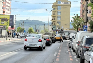 Apartament cu 3 camere decomandat si balcon in Vasile Aaron