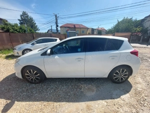 Toyota Auris 1.8 Hybrid