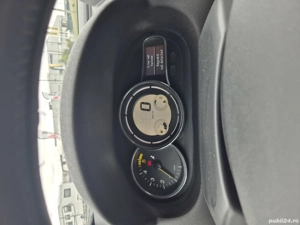 Ofer spre vânzare Renault Megane III an de fabricație 2011 Break in stare impecabila cu următoarele  - imagine 2 Ofer spre vânzare Renault Megane III an de fabricație 2011 Break in stare impecabila cu următoarele  - imagine 2