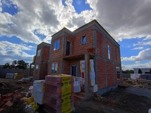 Sanandrei Duplex cu Perete Dublu, Proiect Modern - imagine 2