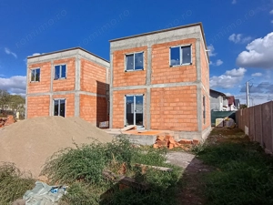 Sanandrei Duplex cu Perete Dublu, Proiect Modern - imagine 4
