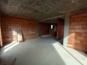 Sanandrei Duplex cu Perete Dublu, Proiect Modern - imagine 7