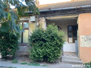 vand apartament la  casa ultracentrala Oradea curte comuna