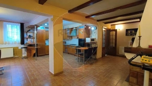 Casă cu piscină de vânzare în zona Piața Centrală Galați - imagine 15