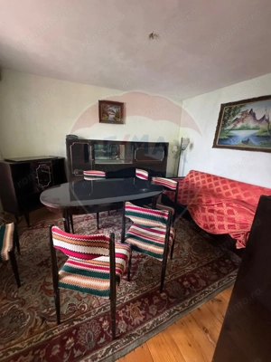 Casă / Vilă cu 3 camere în Răchitosu - imagine 3