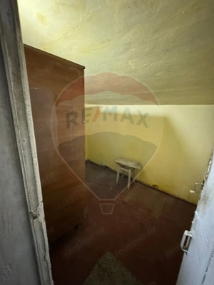 Casă / Vilă cu 3 camere în Răchitosu - imagine 5