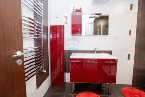 Apartament 3 camere spațios de închiriat, modern, în zonă centrală - imagine 6