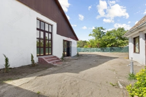 Casă renovată recent, zona centrală Pecica - imagine 4