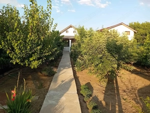 Casă modernă, construită în 2022, de vânzare în Galați – zona Arcasilor - imagine 2