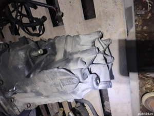 Cutie viteze 5 trepte Audi A4 1.9 tdi - imagine 3