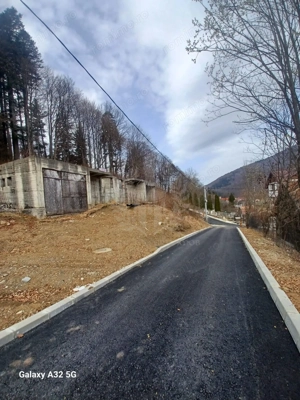 TEREN INTRAVILAN//PLATOU IZVOR//SINAIA - imagine 3