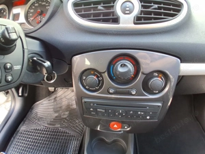 Renault clio 3 an 2011, 1.2 benzina Euro 5 - imagine 8