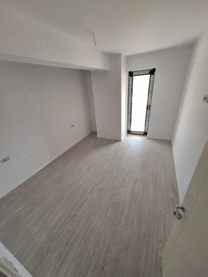 3 camere bloc nou zona Zavoi, loc de parcare inclus - imagine 3