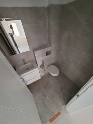 3 camere bloc nou zona Zavoi, loc de parcare inclus - imagine 9