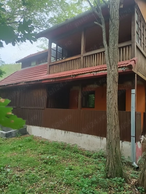 Vand cabana cu teren ,zona ocolis 