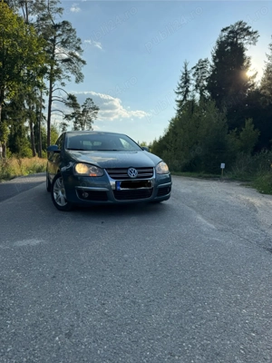 Volkswagen Jetta - imagine 3