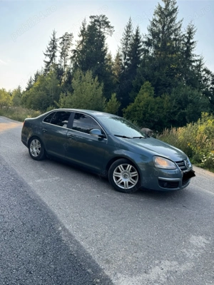 Volkswagen Jetta - imagine 5