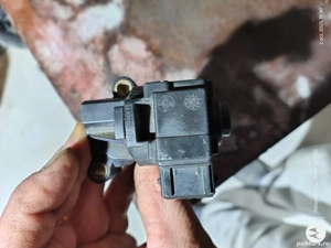 Regulator relanti bmw e 46 1.9 benzina pentru BMW E46, an 1999