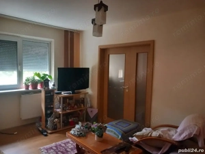 2 cam mobilat si utilat etaj 2 zona Sagului - imagine 4