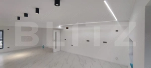 De vanzare casa moderna cu finisaje de lux pe un singur nivel situata in Cihei  - imagine 3 De vanzare casa moderna cu finisaje de lux pe un singur nivel situata in Cihei  - imagine 3