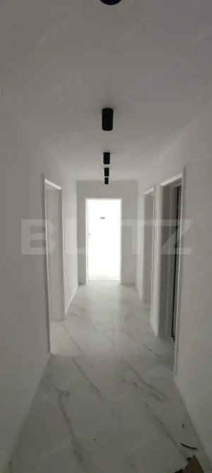 De vanzare casa moderna cu finisaje de lux pe un singur nivel situata in Cihei  - imagine 15 De vanzare casa moderna cu finisaje de lux pe un singur nivel situata in Cihei  - imagine 15