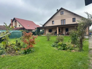 Casă superbă spatioasa intr-o zona linistiota aproape de oras - imagine 5