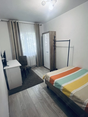 Persona fizică închiriez cameră podu ros 