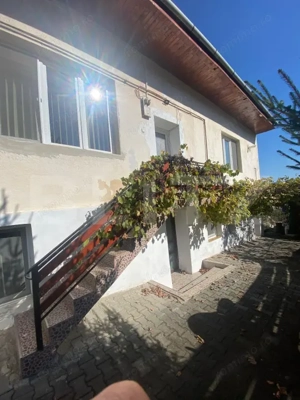 Apartament 3 camere cu curte, în centru Blaj