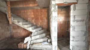 Duplex cu 4 camere, situat în Blaj - imagine 9