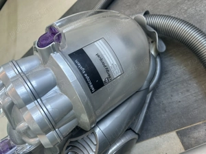 Aspirator dyson  - imagine 2