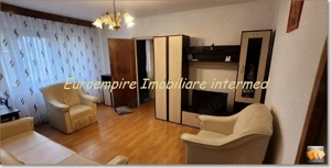 Apartament 3 camere de vanzare Tic Tac
