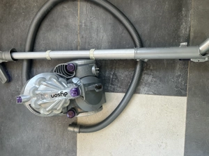 Aspirator dyson  - imagine 5