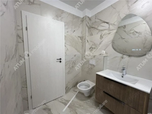 Apartament cu 3 camere 2 bai si balcon etaj 1 zona Doamna Stanca - imagine 7