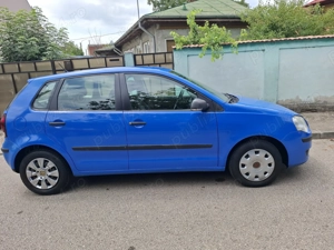 Volkswagen Polo 1,2 benzina, prima înmatriculare 2007 - imagine 4 Volkswagen Polo 1,2 benzina, prima înmatriculare 2007 - imagine 4