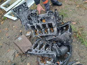 Vând bloc motor și alte piese de Toyota Rav 4,motor 2.2 diesel,150 cp,an 2010