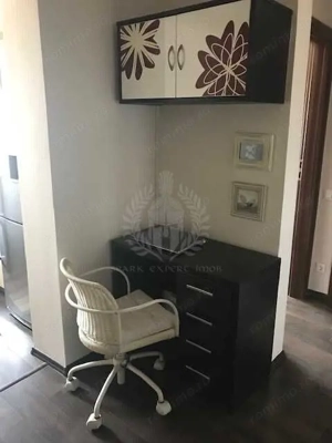 2 CAMERE // REPUBLICII // AC