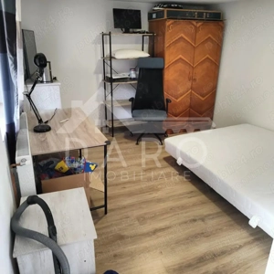 Dau în chirie cameră cu baie – zona Nicolae Bălcescu