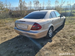 Dezmembrez Mercedes w211 2.2 cdi