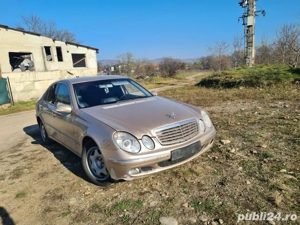 Dezmembrez Mercedes w211 2.2 cdi - imagine 2